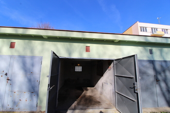 Prodej garáže 18 m², Velešín