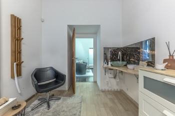 Kosmetika - Pronájem jiných prostor 110 m², Praha 4 - Podolí