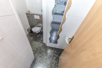 WC - Pronájem jiných prostor 110 m², Praha 4 - Podolí