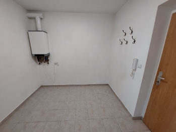 Pronájem bytu 1+kk v osobním vlastnictví 79 m², Rousínov