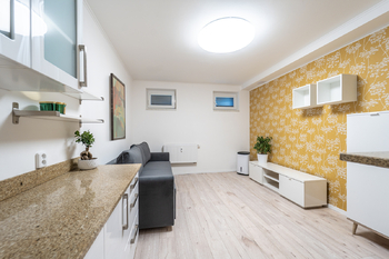 Pronájem bytu 1+kk v osobním vlastnictví 23 m², Praha 9 - Horní Počernice