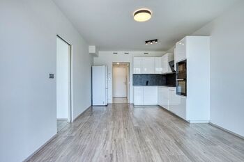 Pronájem bytu 2+kk v osobním vlastnictví 56 m², Praha 9 - Libeň