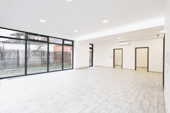 hlavní hala v přízemí - Pronájem kancelářských prostor 180 m², Praha 4 - Chodov