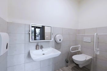 přízemí-wc pro invalidy - Pronájem kancelářských prostor 180 m², Praha 4 - Chodov