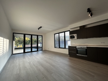 Pronájem bytu 2+kk v osobním vlastnictví 67 m², Praha 8 - Karlín