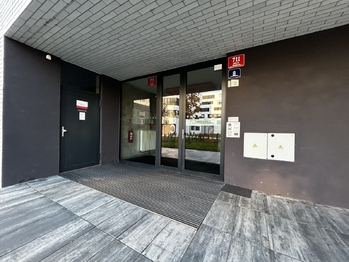 Pronájem bytu 2+kk v osobním vlastnictví 67 m², Praha 8 - Karlín