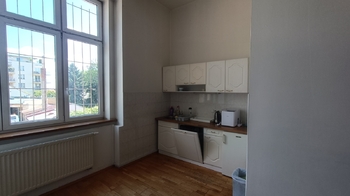 Pronájem kancelářských prostor 28 m², Praha 5 - Smíchov