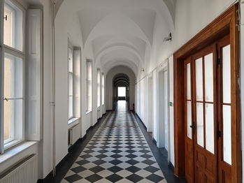 Pronájem kancelářských prostor 28 m², Praha 5 - Smíchov