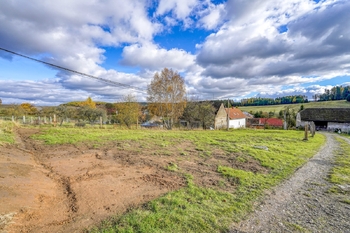 Prodej pozemku 757 m², Chomle