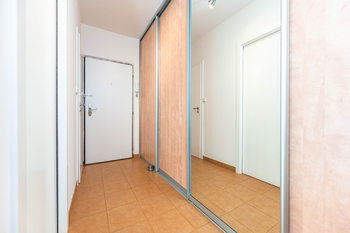 Pronájem bytu 2+kk v osobním vlastnictví 40 m², Praha 4 - Michle