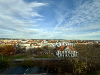 Výhled z bytu - Pronájem bytu 1+kk v osobním vlastnictví 30 m², Plzeň