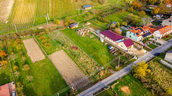 Prodej pozemku 854 m², Bavory