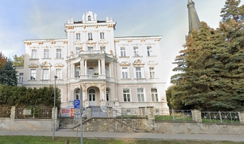 Prodej nájemního domu 1207 m², Teplice