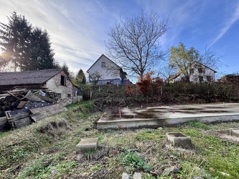 Prodej pozemku 1071 m², Biskupice