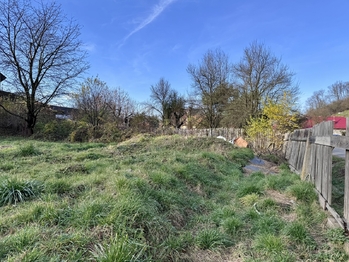 Prodej pozemku 1071 m², Biskupice