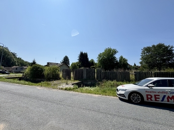 Prodej pozemku 1071 m², Biskupice