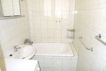 Pronájem bytu 2+kk v osobním vlastnictví 40 m², Praha 6 - Řepy