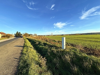 Prodej pozemku 8513 m², Chrast