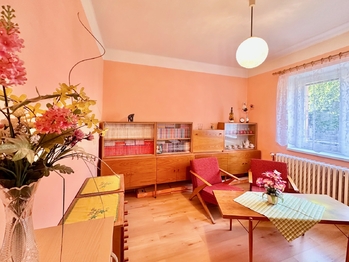 pokoj 1 - Prodej domu 109 m², Rybitví