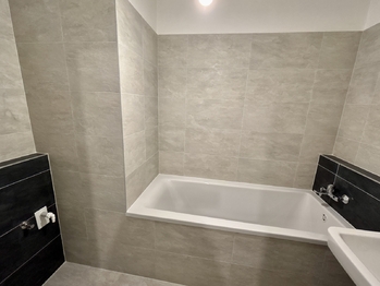 Prodej bytu 2+kk v osobním vlastnictví 67 m², Praha 9 - Dolní Počernice