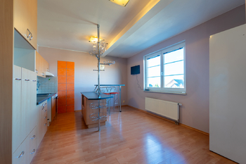 Prodej bytu 3+kk v osobním vlastnictví 716 m², Blansko