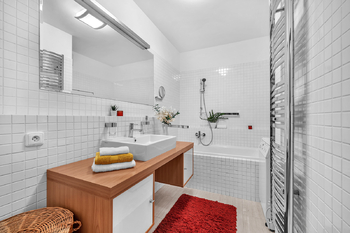 Prodej bytu 2+kk v osobním vlastnictví 71 m², Praha 5 - Hlubočepy