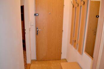 Chodba - Pronájem bytu 1+1 v osobním vlastnictví 31 m², Luštěnice