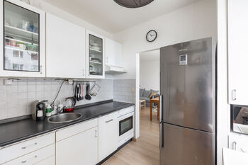 Prodej bytu 3+1 v osobním vlastnictví 81 m², Praha 5 - Hlubočepy