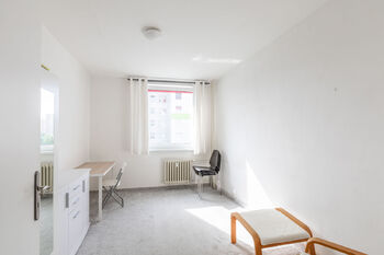 Prodej bytu 3+1 v osobním vlastnictví 81 m², Praha 5 - Hlubočepy