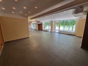 Prodej obchodních prostor 164 m², Praha 5 - Motol