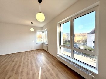Pronájem bytu 2+kk v osobním vlastnictví 65 m², Karlovy Vary