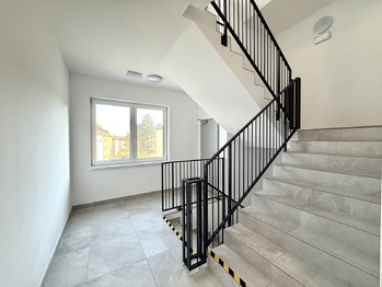 Pronájem bytu 2+kk v osobním vlastnictví 65 m², Karlovy Vary