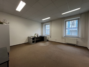 Pronájem kancelářských prostor 91 m², Plzeň