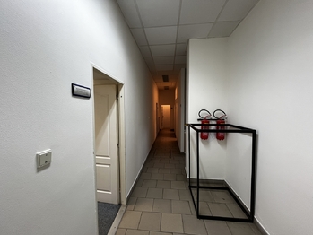 Pronájem kancelářských prostor 91 m², Plzeň