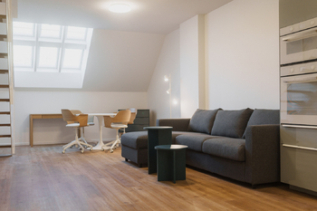 Prodej bytu 2+kk v družstevním vlastnictví 70 m², Praha 8 - Karlín