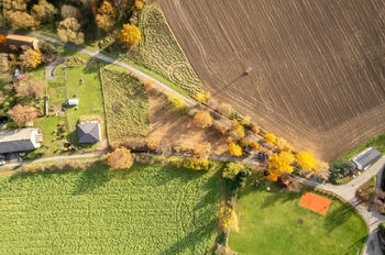 Prodej pozemku 1306 m², Benešov