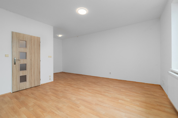 Pronájem bytu 1+kk v družstevním vlastnictví 43 m², Přeštice