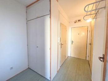 chodba - Prodej bytu 3+1 v osobním vlastnictví 66 m², České Budějovice