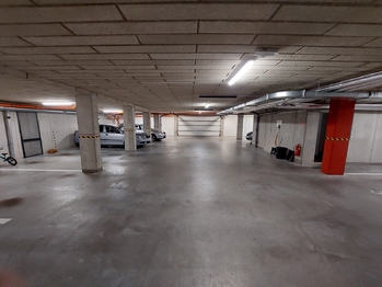 Prodej garážového stání 417 m², Slavkov u Brna