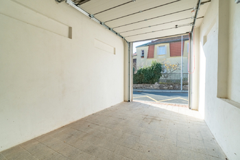 Pronájem garáže, Praha 9 - Hloubětín