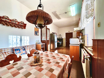 Prodej domu 440 m², Záhoří