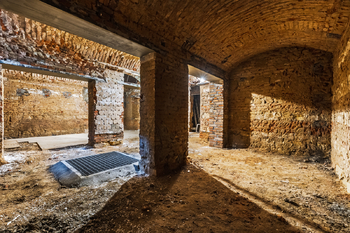 NEBYTOVÝ PROSTOR SEIFERTOVA - Pronájem obchodních prostor 90 m², Praha 3 - Žižkov