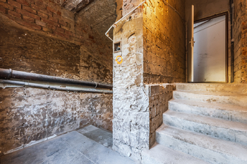 NEBYTOVÝ PROSTOR SEIFERTOVA - Pronájem obchodních prostor 90 m², Praha 3 - Žižkov