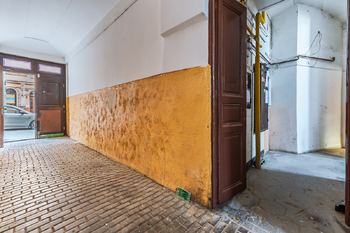 CHODBA - Pronájem obchodních prostor 90 m², Praha 3 - Žižkov