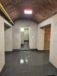 NEBYTOVÝ PROSTOR SEIFERTOVA - Pronájem obchodních prostor, Praha 3 - Žižkov