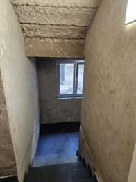 NEBYTOVÝ PROSTOR SEIFERTOVA - Pronájem obchodních prostor, Praha 3 - Žižkov