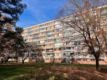 Prodej bytu 1+kk v osobním vlastnictví 44 m², Kladno