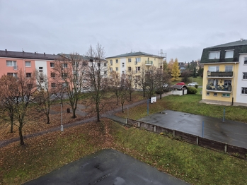 výhled z balkonu - Pronájem bytu 2+kk v osobním vlastnictví 51 m², Kladno