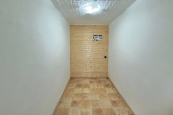 sklepy - Prodej bytu 3+1 v družstevním vlastnictví 77 m², Dušníky