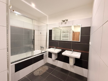 Pronájem bytu 3+1 v osobním vlastnictví 90 m², Ostrava